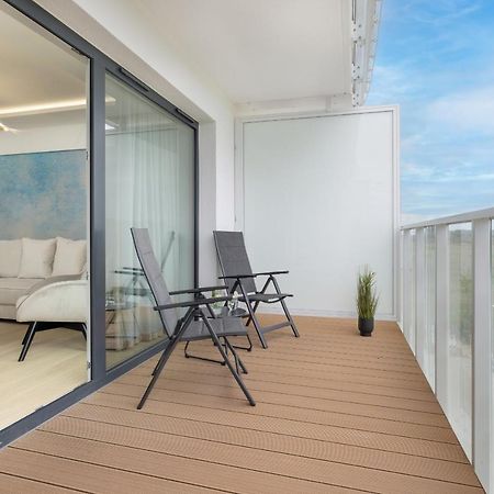 Polanki Aqua Apartment With Parking By Renters Prestige Kolobrzeg Exterior photo