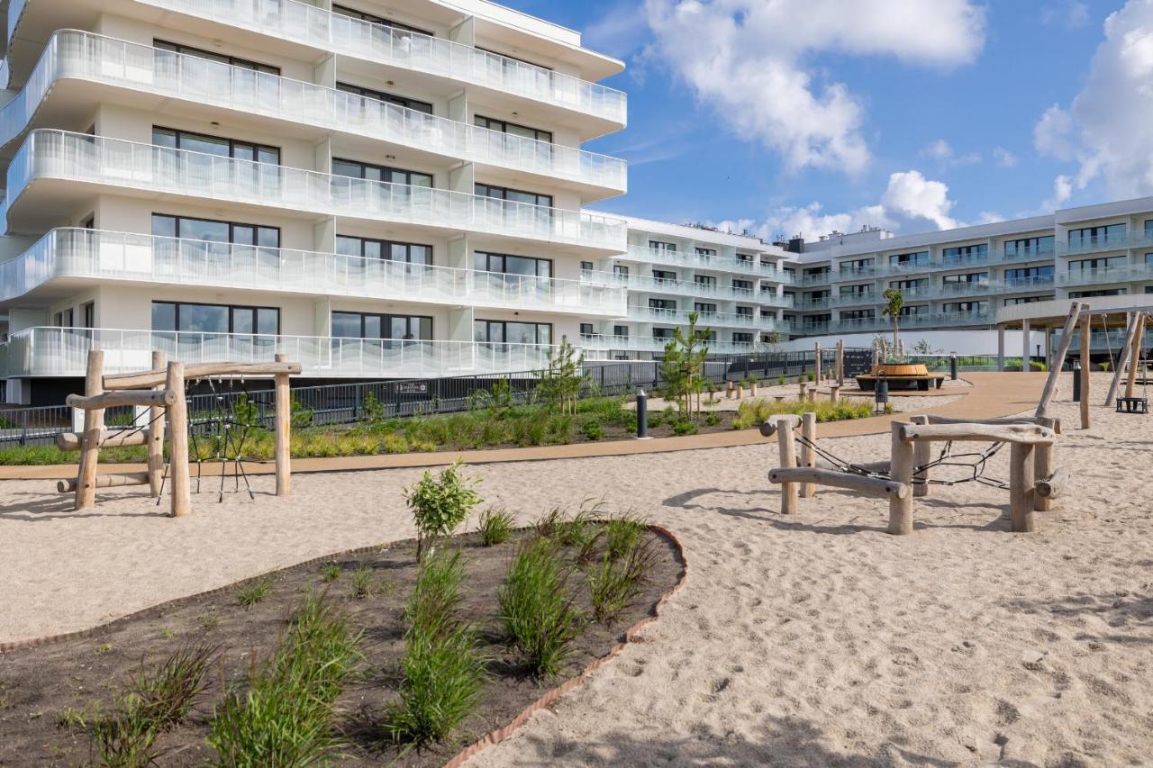Polanki Aqua Apartment With Parking By Renters Prestige Kolobrzeg Exterior photo