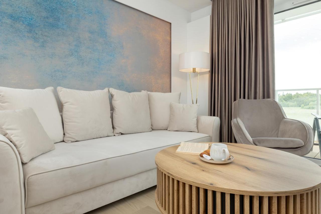 Polanki Aqua Apartment With Parking By Renters Prestige Kolobrzeg Exterior photo
