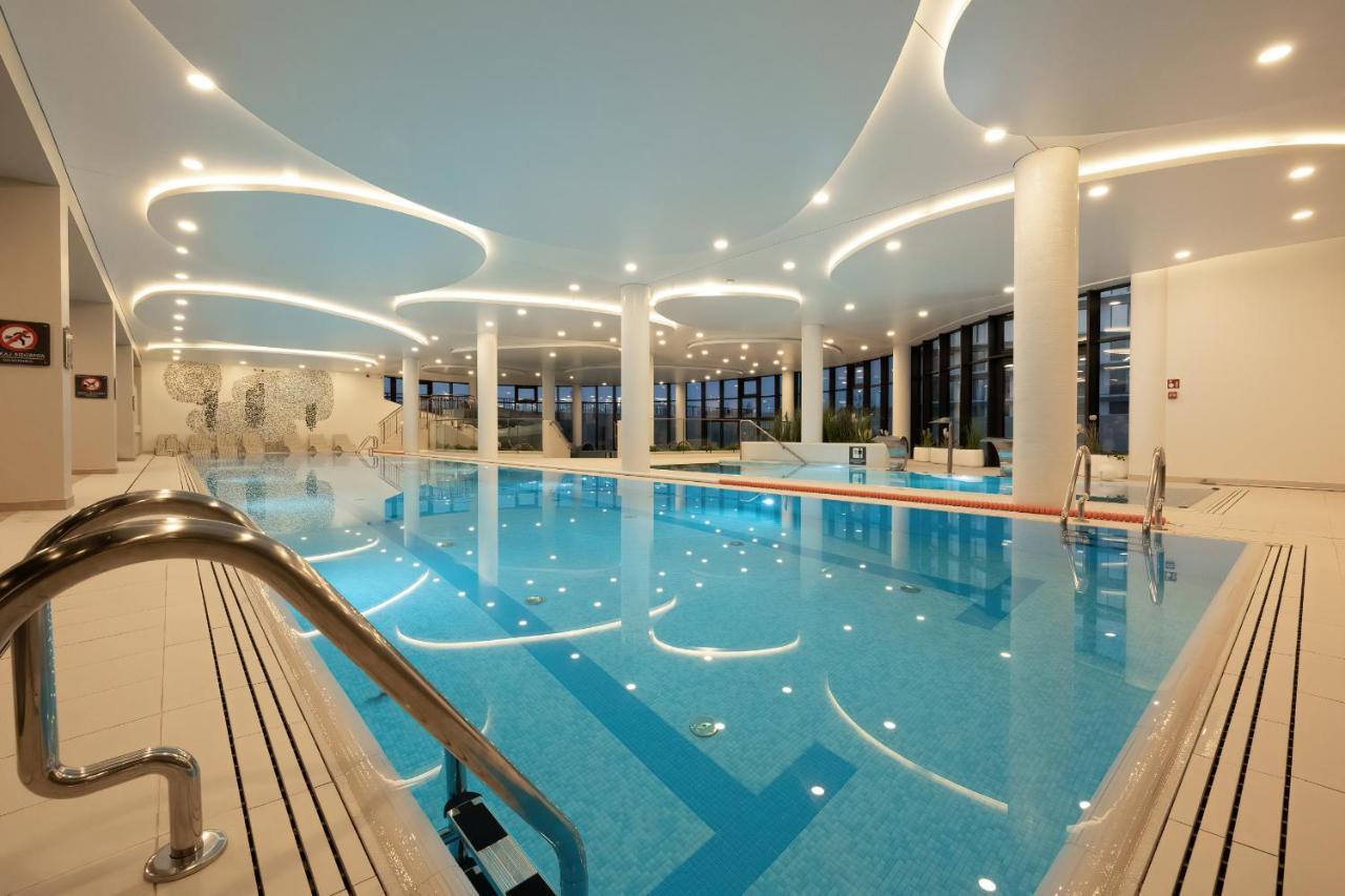 Polanki Aqua Apartment With Parking By Renters Prestige Kolobrzeg Exterior photo